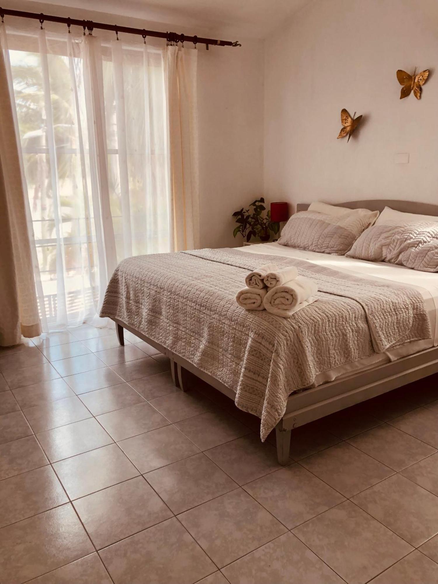 Beautiful Home By The Beach - 3Bedrooms, 2.5Baths Cancun Bagian luar foto