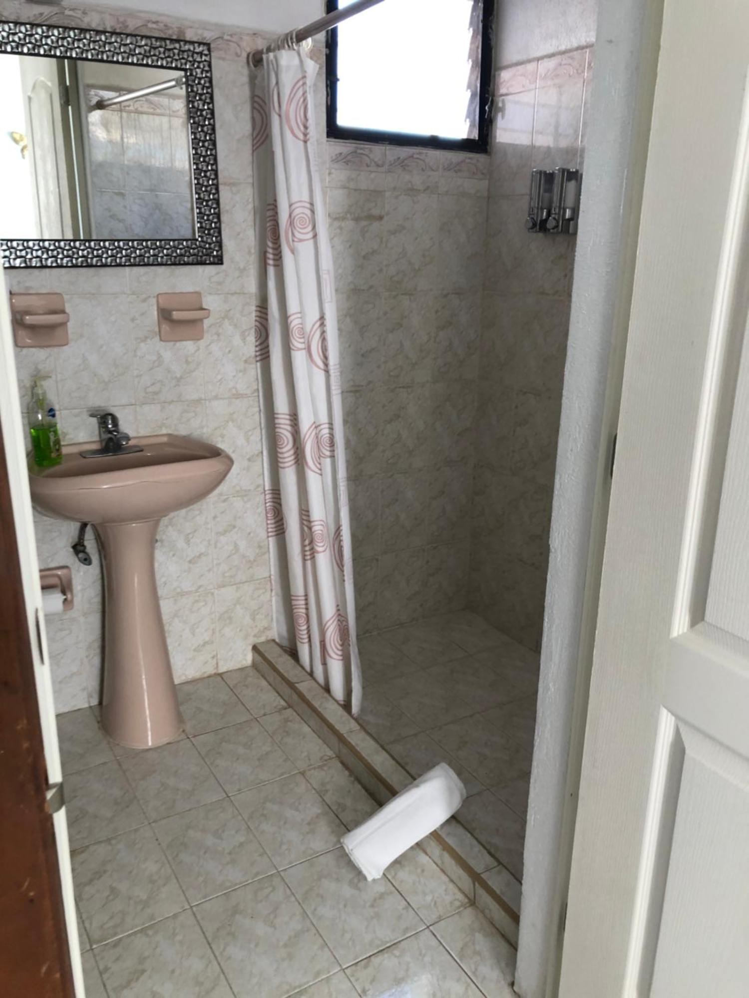 Beautiful Home By The Beach - 3Bedrooms, 2.5Baths Cancun Bagian luar foto